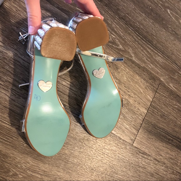 Betsey Johnson Blue Pearl Wedding Shoes - Picture 5 of 5